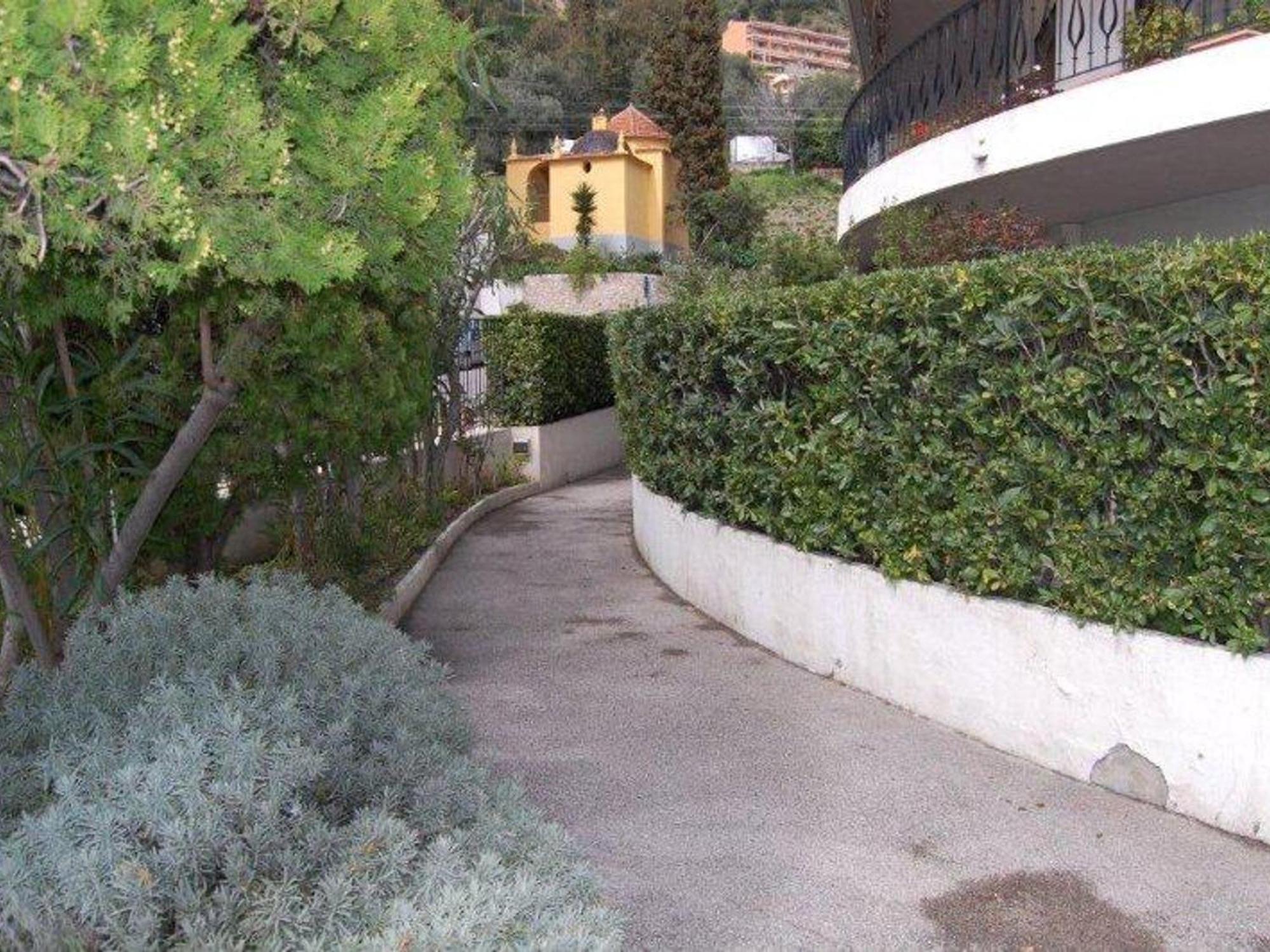 מנטון Studio Moderne Avec Terrasse Proche Plages Et Centre, Wifi Gratuit - Fr-1-196-216 מראה חיצוני תמונה
